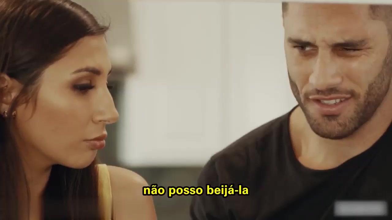 Enterrando a Pica na Irmã Safada e na Namorada Putinha